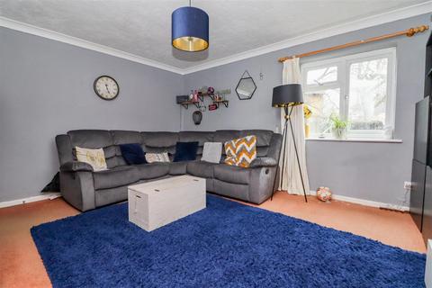 1 bedroom flat for sale, Canterbury Court, Southwater, Horsham