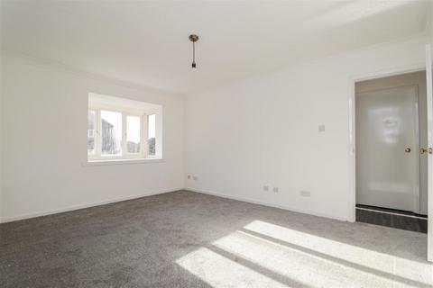 1 bedroom flat for sale, Canterbury Court, Southwater, Horsham