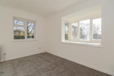 1 bedroom flat for sale, Canterbury Court, Southwater, Horsham