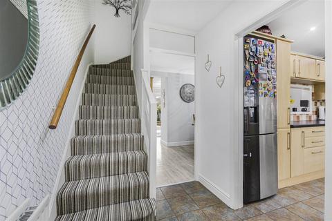 29 Brookside, Hertford, SG13 7LJ