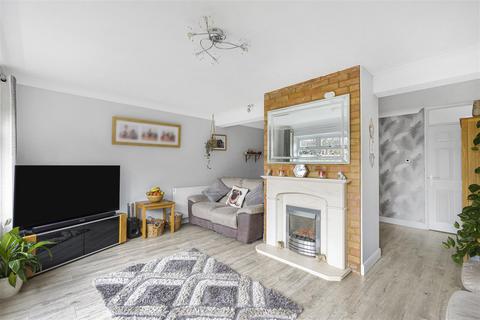 29 Brookside, Hertford, SG13 7LJ
