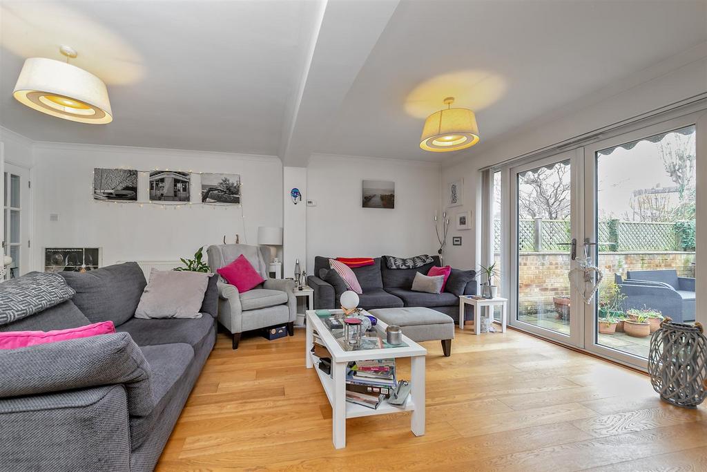 7 Ardens Way-3.jpg