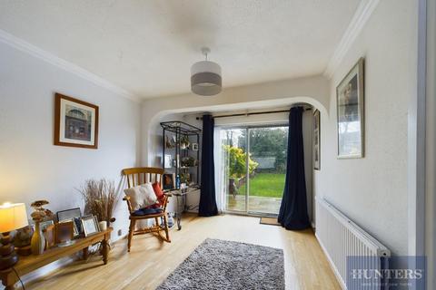 4 bedroom semi-detached house for sale, Carmarthen Road, Cheltenham