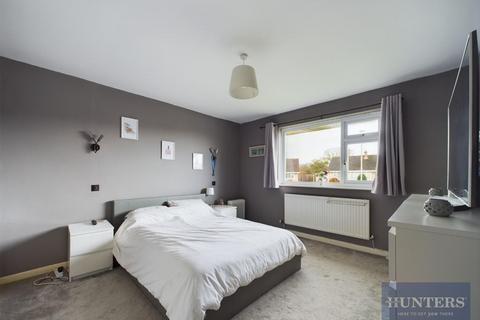 2 bedroom semi-detached bungalow for sale, Hollis Gardens , Cheltenham, GL51 6JH