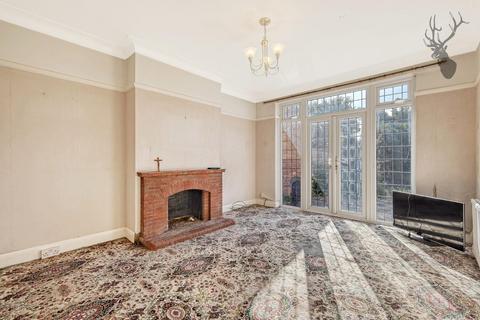 96 Springfield Gardens, Upminster, RM14 3ET