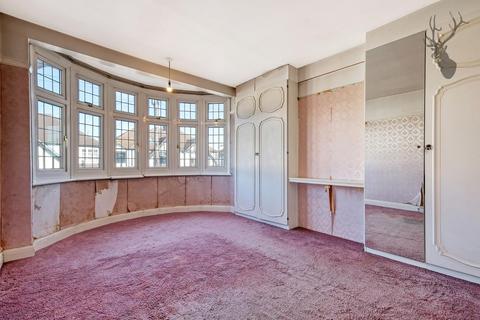 96 Springfield Gardens, Upminster, RM14 3ET