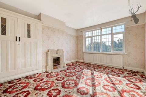 96 Springfield Gardens, Upminster, RM14 3ET