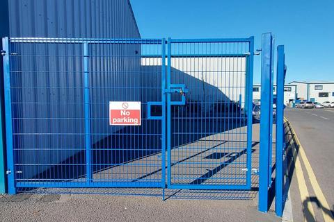 Industrial unit to rent, Maple Leaf Business Park, Manston, Ramsgate