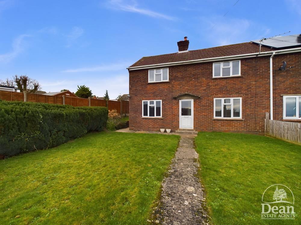 Severn View Road, Lydney GL15 3 bed end of terrace house £240,000