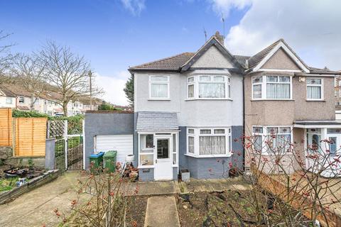 16 Oakmere Road, London, SE2 0XX