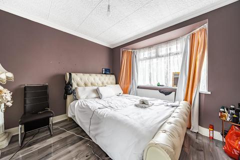 16 Oakmere Road, London, SE2 0XX