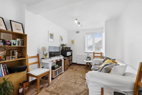 2 bedroom apartment for sale, Delamere Road, Wimbledon