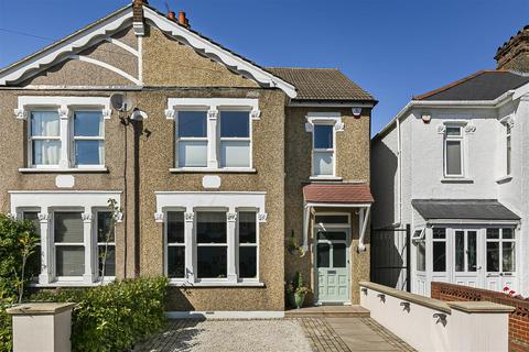 4 bedroom semi-detached house for sale, Ridge Road, London