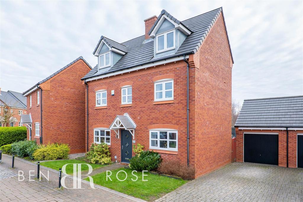 Pilgrim Drive, Chorley 5 bed detached house for sale £359,995