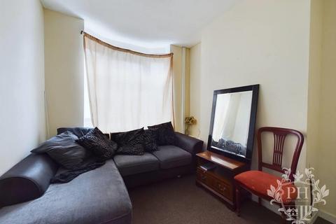 2 bedroom terraced house for sale, King Street, Middlesbrough