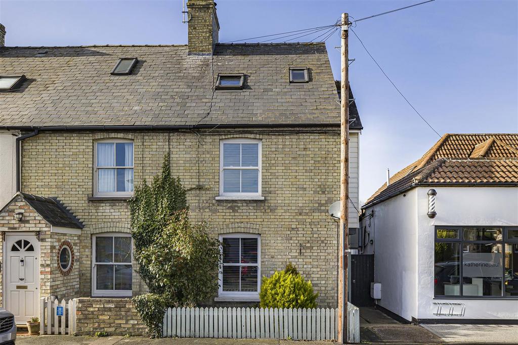 Silver Street, Burwell CB25 3 bed end of terrace house for sale £375,000