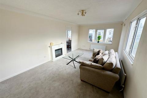 2 bedroom park home for sale - The Circuit, Dodwell Park, Stratford upon Avon