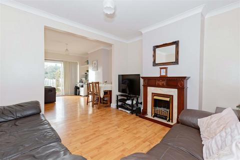 3 bedroom end of terrace house for sale, Bramber Road, Worthing