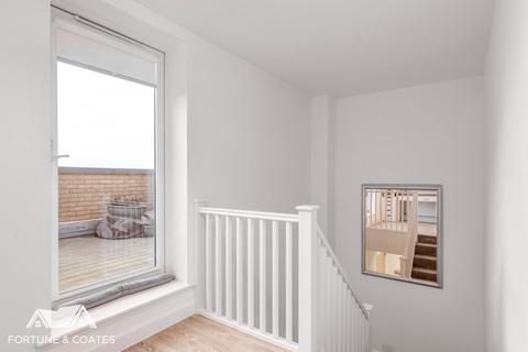 20 North Square, Newhall, Harlow, CM17 9TW