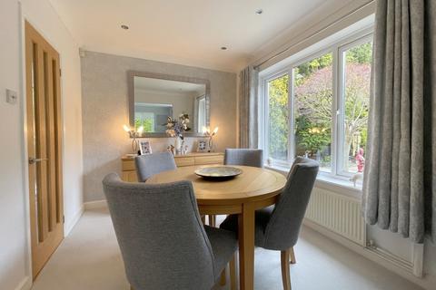 39 Dulsie Road, Talbot Woods, Bournemouth, BH3 7DY