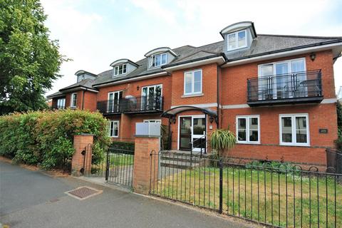 2 bedroom flat for sale, Pond House, Chertsey KT16