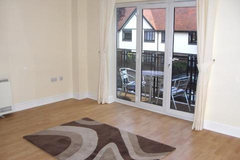 2 bedroom flat for sale, Pond House, Chertsey KT16