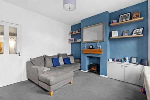3 bedroom end of terrace house for sale - Cecil Road, Worcester