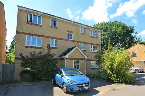 1 bedroom apartment for sale, Willow Mews, New Haw KT15