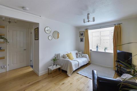 41 Ashdales, St Albans, AL1 2RB
