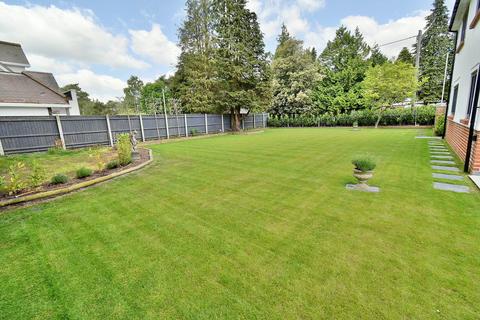 5 bedroom detached house for sale, Lone Pine Drive, West Parley, Ferndown, BH22