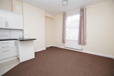 1 bedroom maisonette to rent - Lansdown Road, Swindon SN1