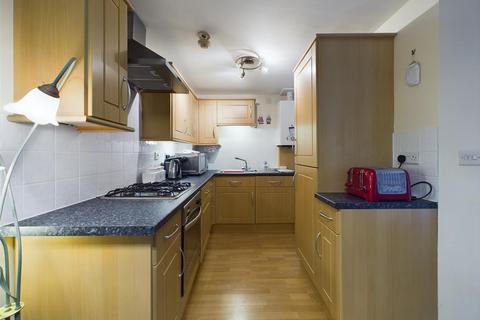 2 bedroom flat for sale - Castle Road, Scarborough