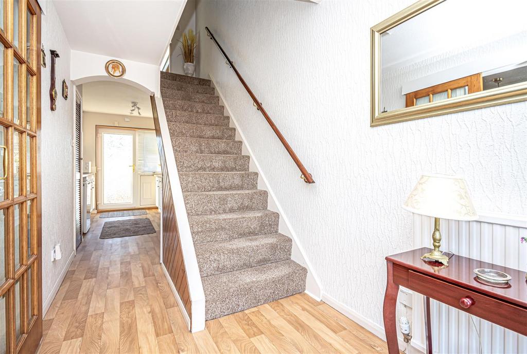 3 Alder Grove, Dunfermline, KY11 8RP 3 bed semidetached house for sale