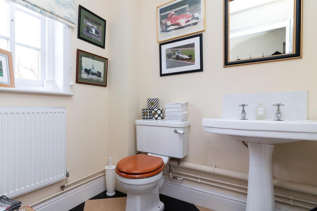Main Cloakroom