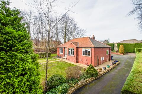 4 bedroom detached bungalow for sale, Barnsley Road, Wakefield WF4