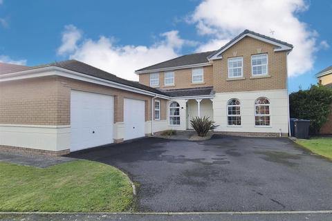 4 bedroom detached house for sale, Blacksmith Row, Lytham