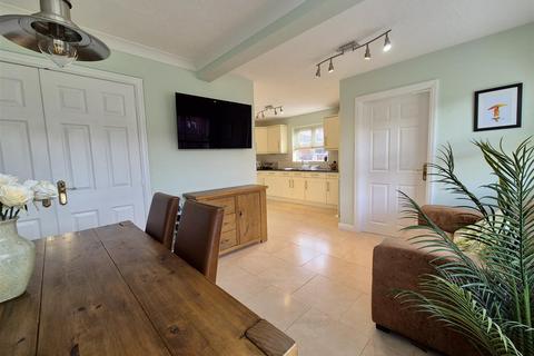 1 Blacksmith Row, Lytham St Annes, FY8 4UE
