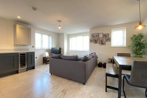 1 bedroom apartment for sale, Sid Courtney Road, Tiddington