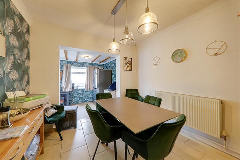 74 Rectory Gardens, Worthing, BN14 7TQ