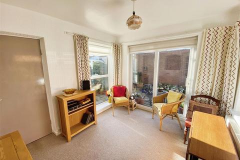 31 Braemar Drive, South Shields, NE34 7TZ