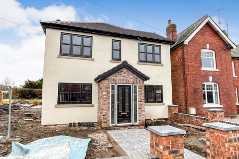 4 bedroom detached house for sale, Old Chirk Road, Gobowen