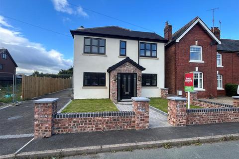 4 bedroom detached house for sale, Old Chirk Road, Gobowen