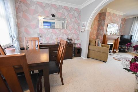 3 bedroom semi-detached house for sale, Flockton Avenue, Sheffield, S13