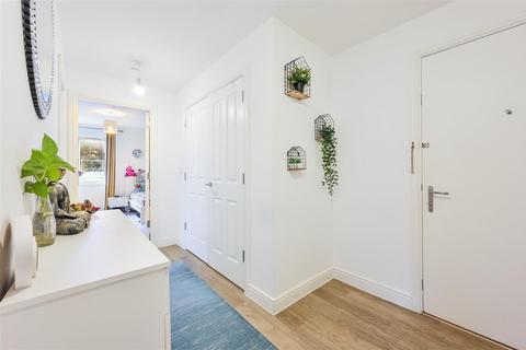 Flat 1, Minerva House, 12 Ceres Crescent, Epsom, KT17 1FH