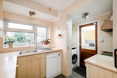 5 Palace View Road, London, E4 9EN