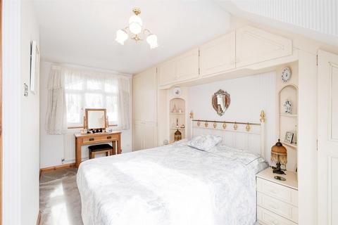 12 Brindwood Road, London, E4 8BH