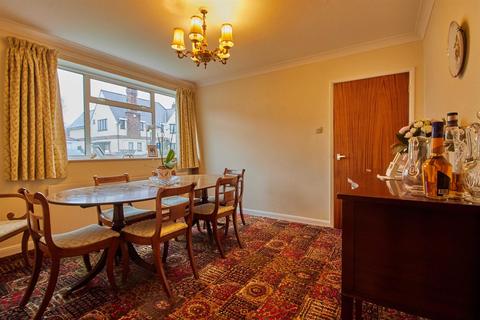 28 Springfield Road, Hinckley, LE10 1AN