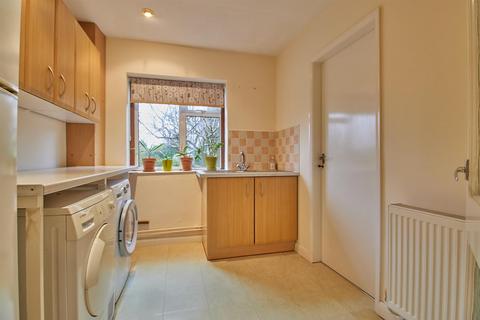 28 Springfield Road, Hinckley, LE10 1AN
