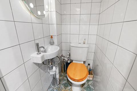 30 Lucas Road, London, SE20 7EE