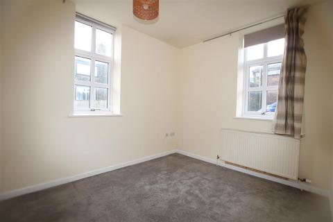 1 bedroom apartment to rent, Albert Road, Queensbury, Bradford